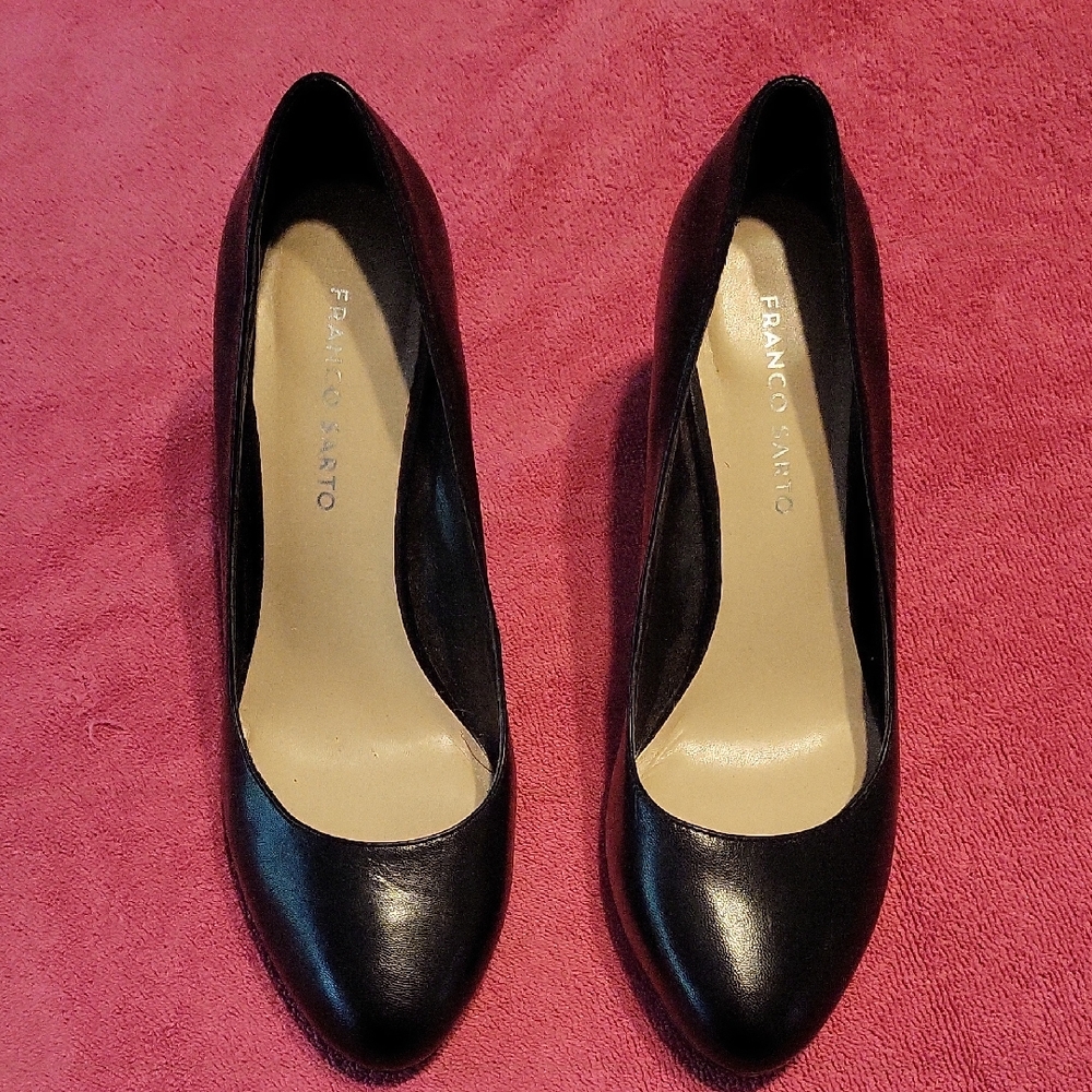 Franco Sarto Classic Black Heels 4"
